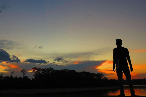 EXCURSION AU COUCHER DU SOLEIL DANS LE TAMBOPATA 3J/2N