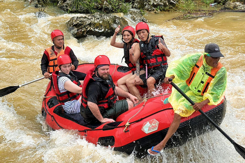 KhaoLak: forsränning, apornas grotta, elefantbad