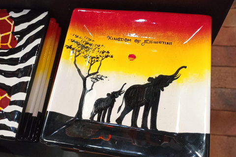 马普托：2 天斯威士兰野生动物园和文化之旅