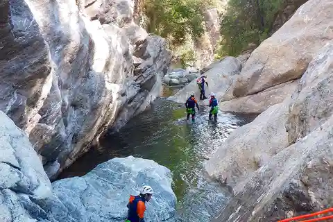 Valle D'Aosta: Canyoning TestYourself i Chalamy-floden