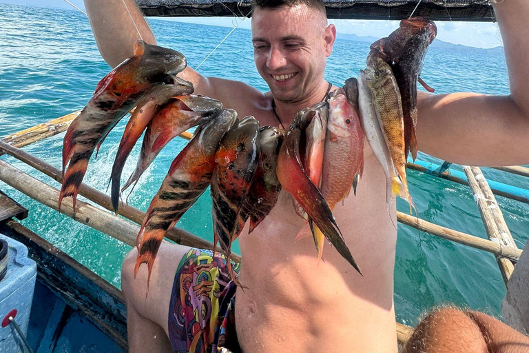 El Nido: Fishing & Snorkeling on a Private Island
