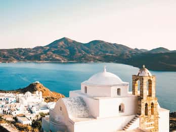 From Crete: Milos Island Day Trip with Guided Tour & Ferry