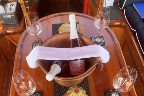 Privéboottocht op het Vierwoudstedenmeer vanuit Luzern