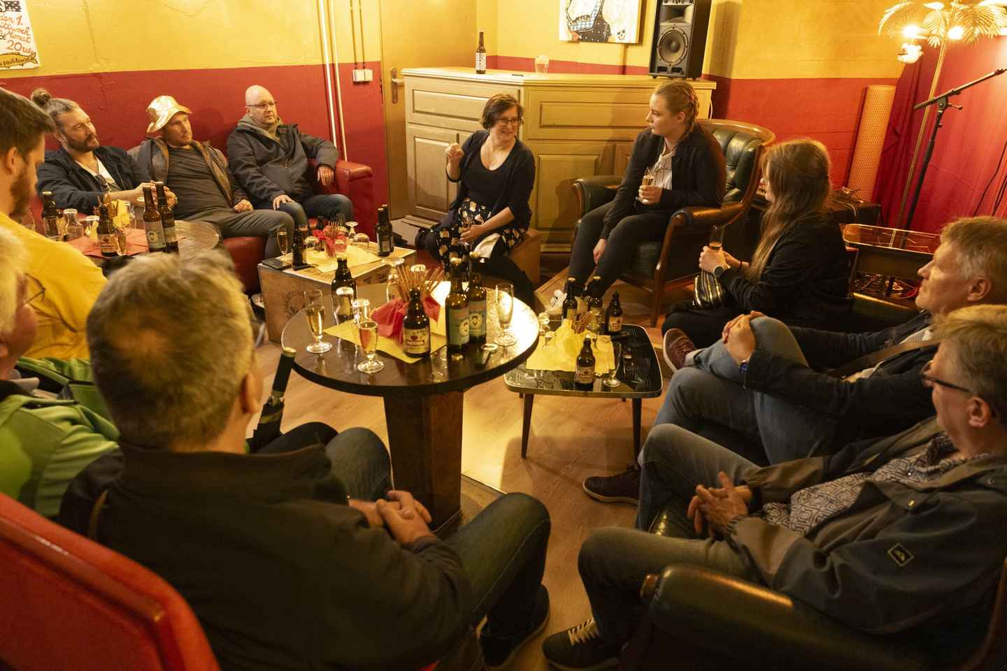 Hamburg: St. Pauli District and Beer Tour