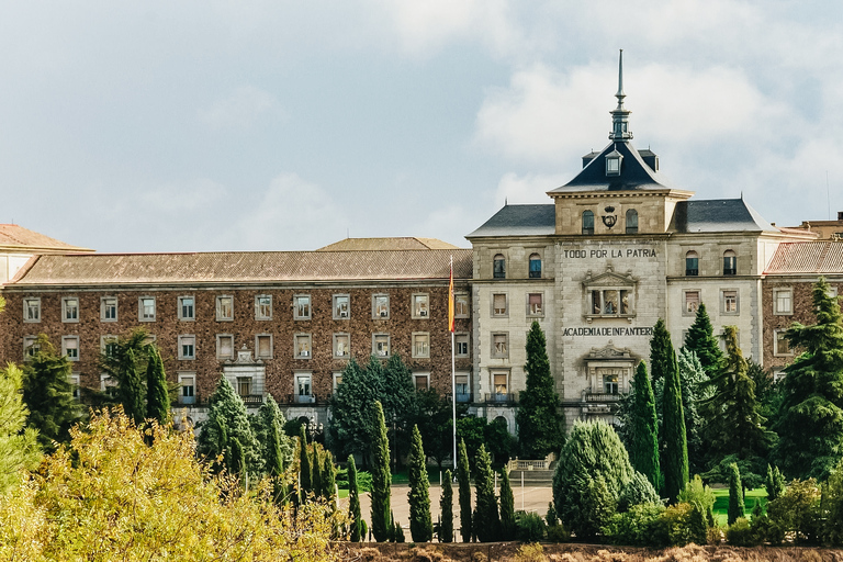 Toledo: Private Walking Tour with a Local 3-Hour Tour