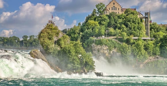 Zürich: Halbtagesausflug zum Rheinfall & zum historischen Schaffhausen