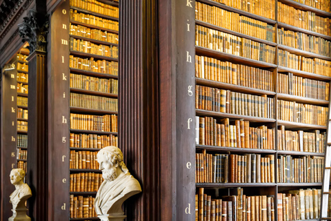 Skip-the-line Book of Kells en privérondleiding door de oude binnenstad2 uur: oude binnenstad en Book of Kells