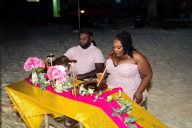 Montego Bay: Private Beach Dinner with Photoshoot