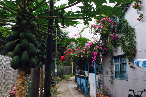 From Hong Kong: Lantau Island Private Car Tour w/ Cable Car Executive Car with Private Cabin