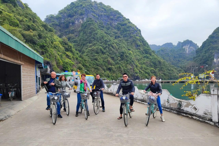 2 日吉婆岛-兰哈湾小团游（含三餐和门票）2天吉婆岛-兰哈湾之旅包括从河内出发的单程接送服务。