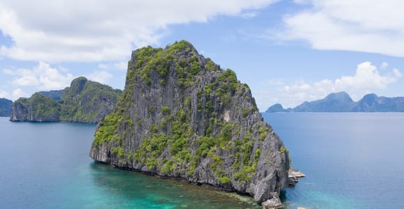 El Nido: Tour B Island Hopping Tour with Lunch & Guide