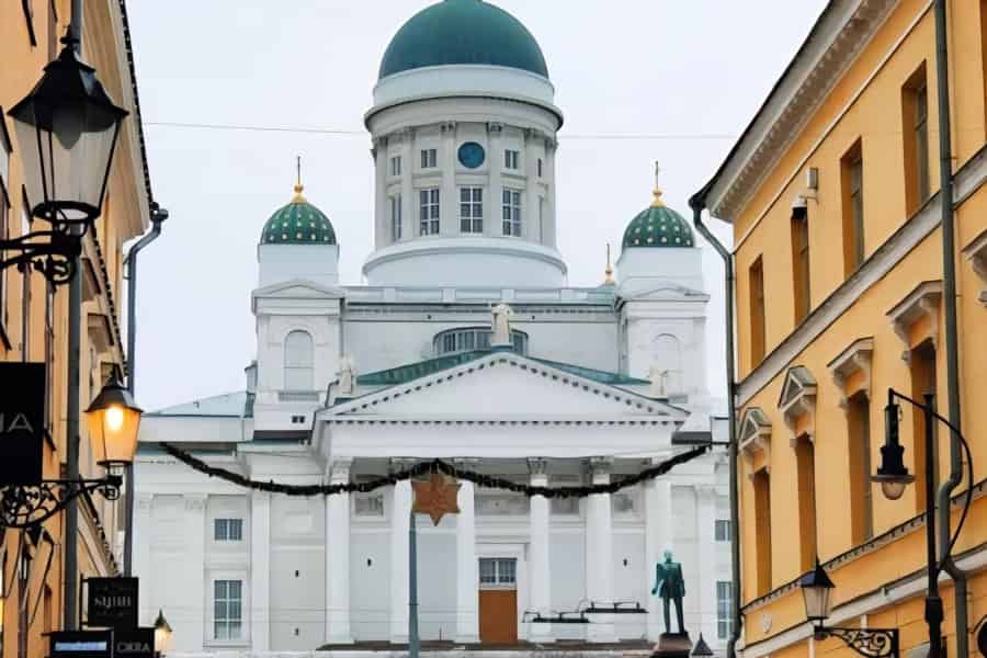 Helsinki & Suomenlinna: Highlights der Stadt mit Fährfahrt. Foto: GetYourGuide Helsinki & Suomenlinna: Highlights der Stadt mit Fährfahrt. Foto: GetYourGuide