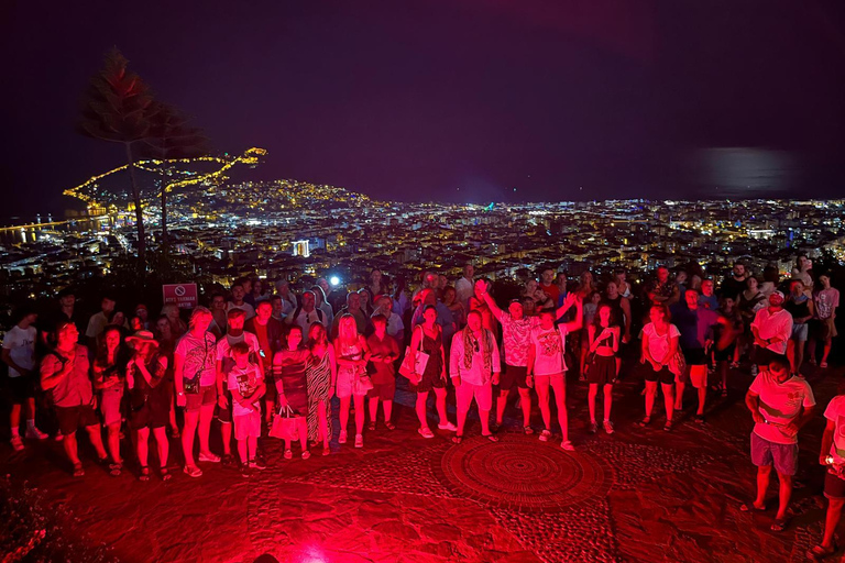 Alanya: Night Safari and Disco Boat Tour with Dinner