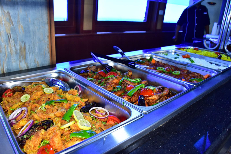 Hurghada: Luxury Catamaran Semi Submarine & Island & Sunset Luxury Catamaran Island With Private Transfer