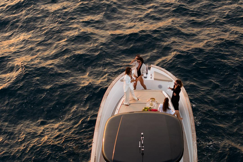 Au départ de Sorrente : Excursion privée en bateau sur la côte d'Amalfi