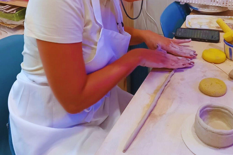 Naples: Ceramic Workshop with Decoration and Aperitif