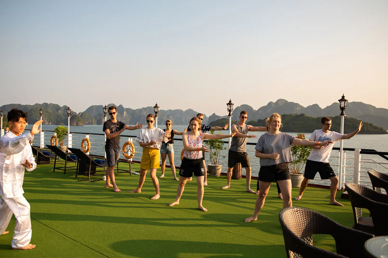 3D2N Lan Ha Bay 5 Star Cruise: Cat Ba island, swim, kayaking Senior Suite with private balcony - 2nd floor