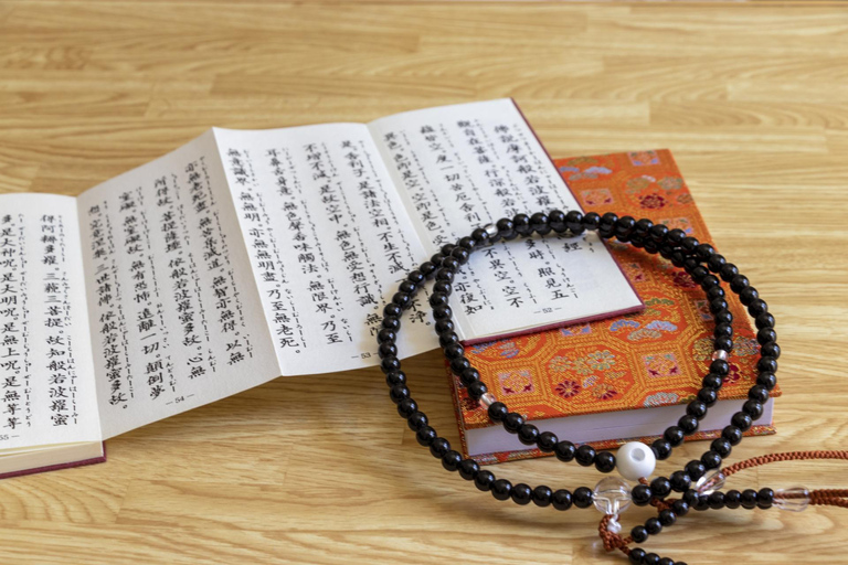 Near Osaka: Chant & Pray at Historic Nakayama-dera Temple