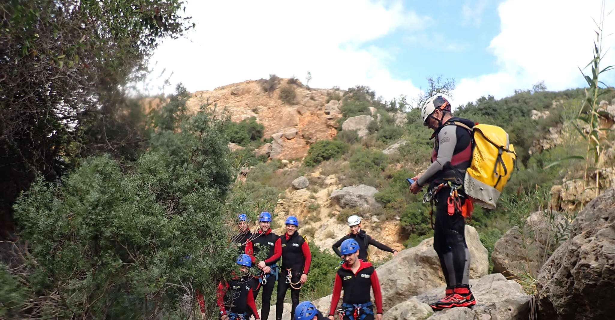 Water Canyoning nella grotta Turche Buñol (Valencia) - Housity