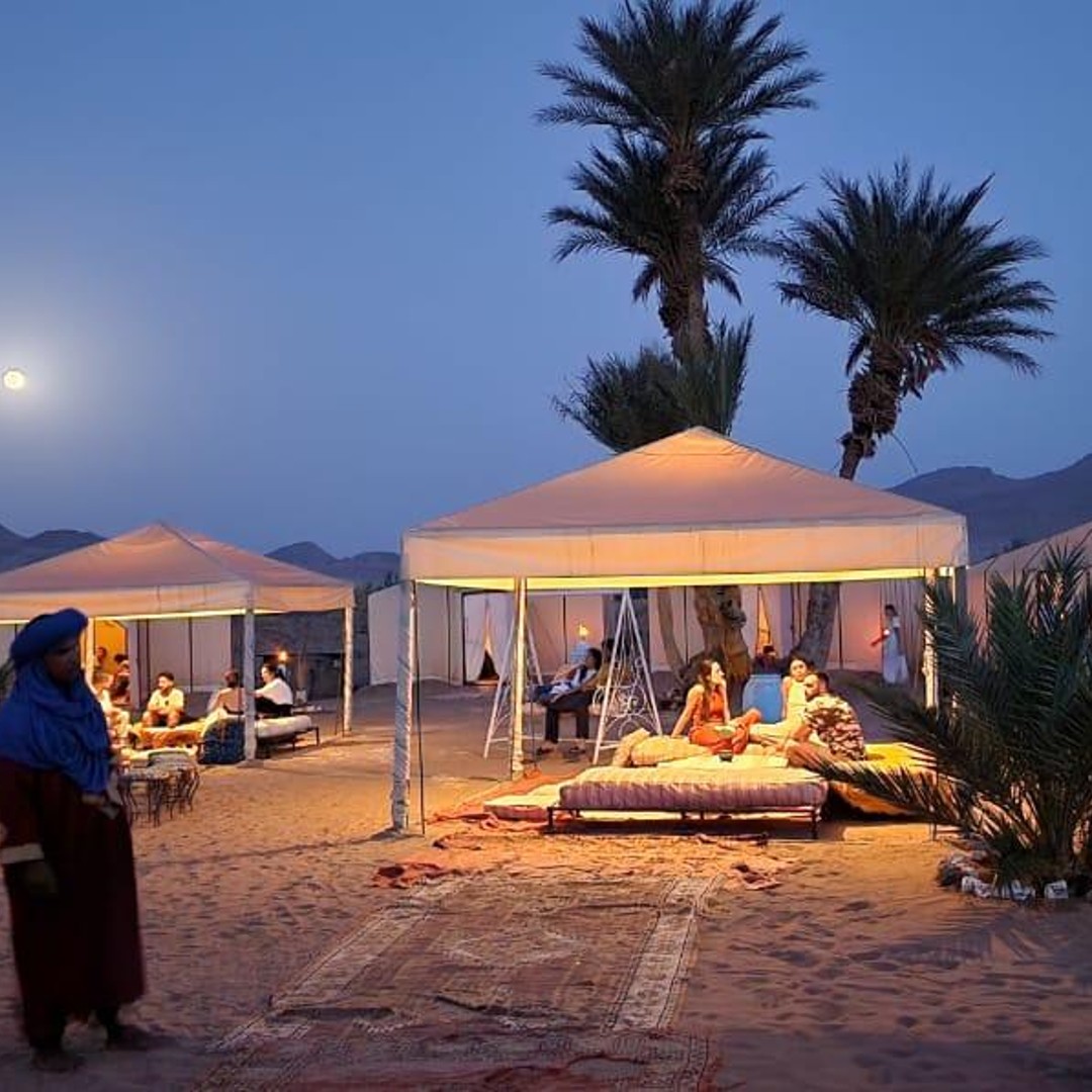 Marrakech : Circuit de 2 jours au Sahara Zagora et AitBenHaddou - bivouac