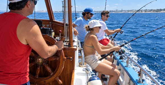 Monastir: Half-Day Coastal Fishing Adventure & Drinks