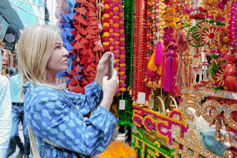 Private Customize Delhi Shopping Tour mit BeraterinGanztagestour Kosten