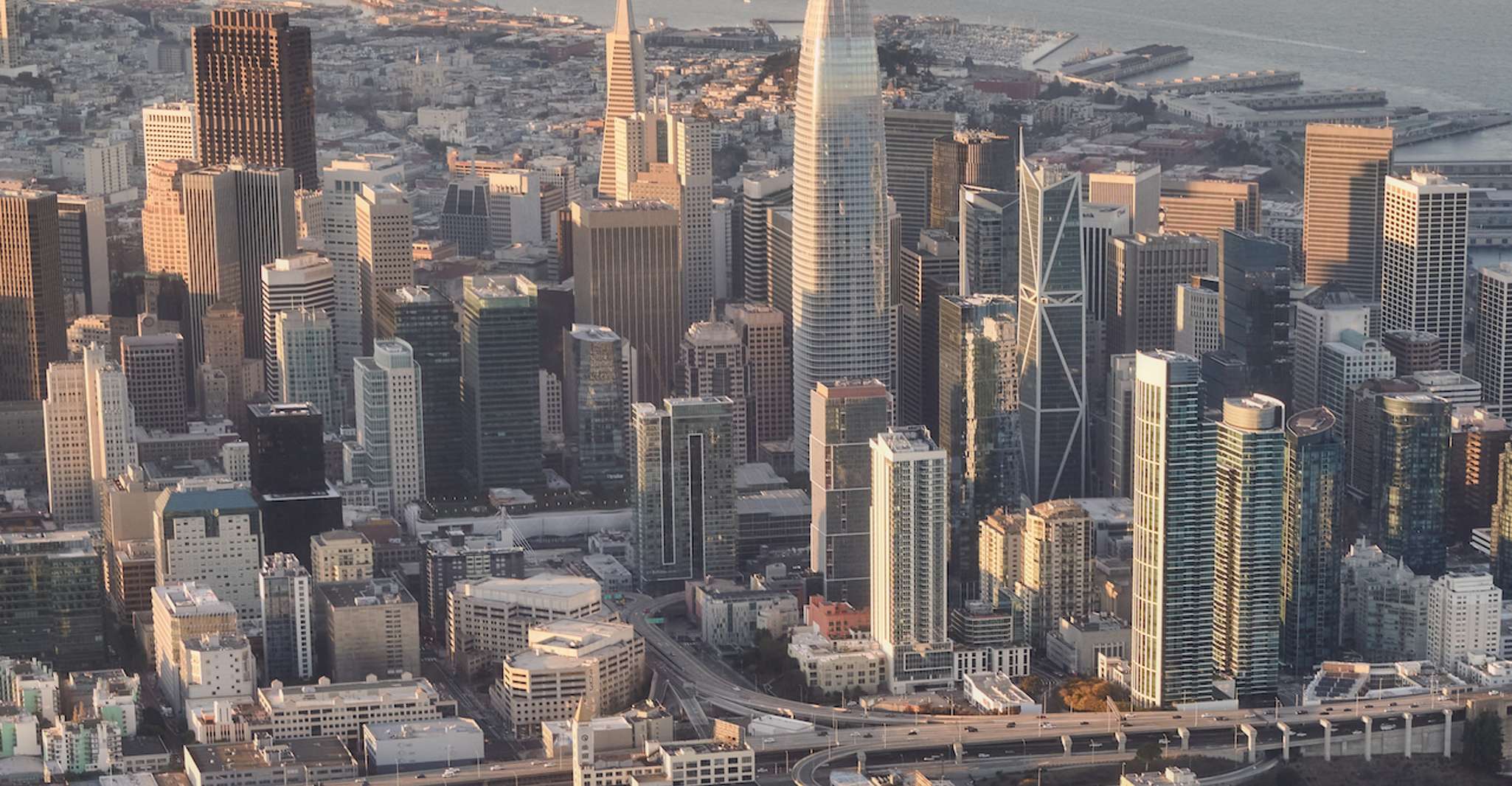 San Francisco Bay Flight over the Golden Gate Bridge - Housity