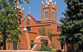 Albuquerque: 12pm Old Town History, Legends & Lore Tour