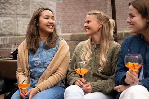 Amsterdam: Covered Heated Canal Cruise with Bitterballen