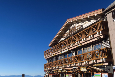 Tokyo : Excursion d'une journée à la 5e station du Mont Fuji, dans la région du Fuji et à Kawaguchiko8:20 Rendez-vous au bureau de poste de Shinjuku