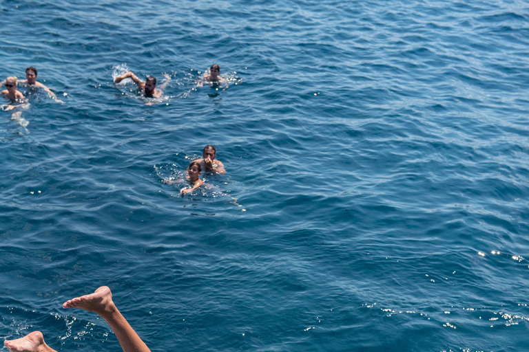 Athens: Aegina Island Cruise with Swim Stop and Lunch Cruise Without Pickup