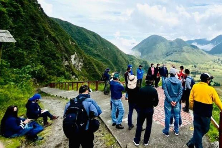 Pululahua: The Village Inside the Crater at the Middle of the World