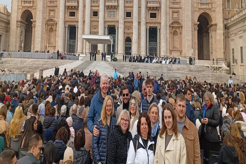 Vatican City: Papal Audience and St.Peter's Basilica Tour vatican : Papal Audience, St.Peter's Basilica spanish Tour