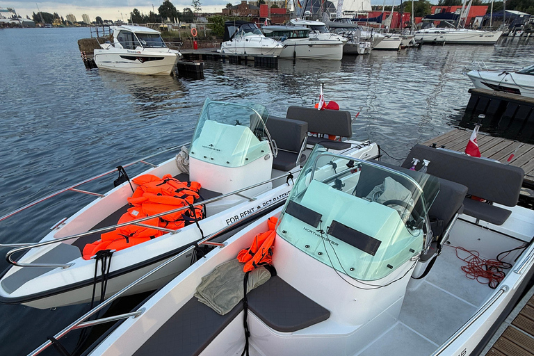 Gdańsk: Private Electric Boat Rental, No License Needed