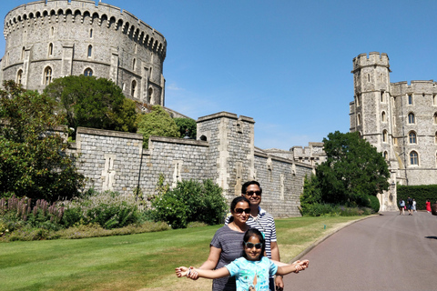 London: Royal Windsor & Runnymede Private Taxi Tour