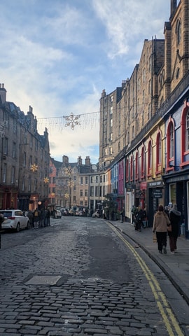 Native Scotswoman: The only sightseeing tour in Spanish in Edinburgh with a Scottish tour guide