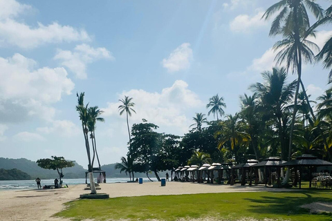 Panama City: 5-Stop Caribbean Boat Day Trip & Isla Mamey
