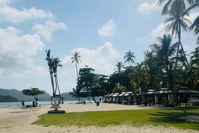 Panama City: 5-Stop Caribbean Boat Day Trip & Isla Mamey