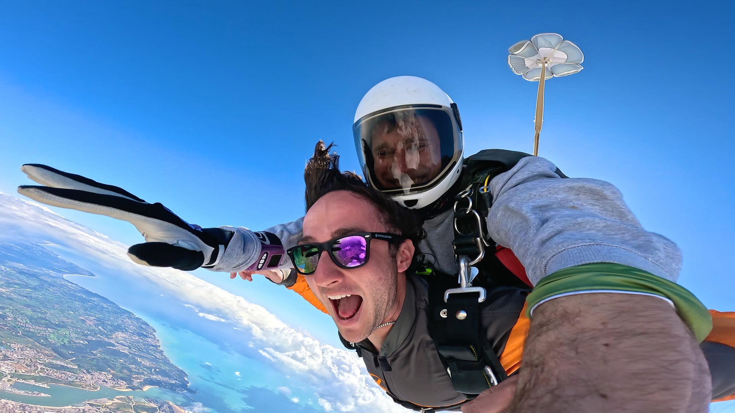 Fallschirmspringen an der Algarve: Tandem-Fallschirmspringen 10.000ft (bis zu 15.000ft)