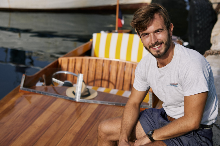 Marseille: 5-Hour Vintage Boat Tour for Couples