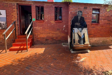 Johannesburg: Soweto Half-Day Guided Tour with Pickup