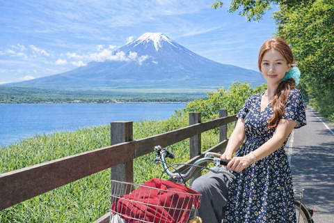 Tokyo: Mt Fuji & Arakurayama& Oshino Hakkai&Lake Kawaguchiko 8:00 AM | Shinjuku Station, West Exit