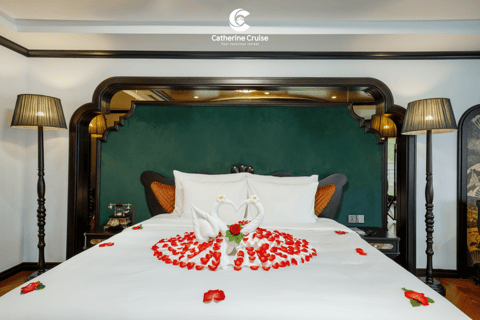 From Ha Noi: Ha Long Bay 3 Days 2 Nights 6 stars/ Bathtubs