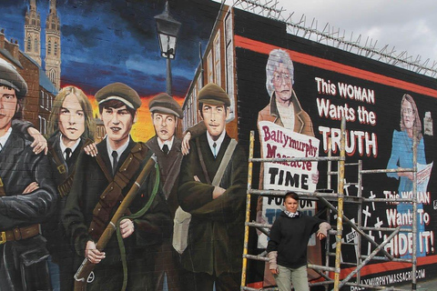 Official World Famous Belfast Taxi Tour™
