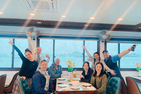 Hanoi: Ha Long bay 5 star cruise 2 day trip Meet at meeting point - Ha Long port
