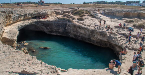 From Lecce: E-Bike Tour of the Bays and Cave of Poetry (admission included)