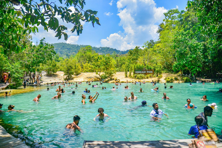 Fuga particular de Krabi: Piscina Esmeralda, Fontes Termais e Caverna do TigreVan particular