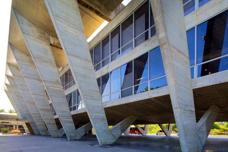 Rio de Janeiro: Modern Architecture Experience with Guide
