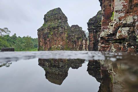 Hoi An: Excursión a pie por la mañana temprano al Santuario de My Son