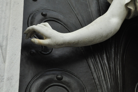 Buenos Aires: Recoleta Cemetery Guided Tour